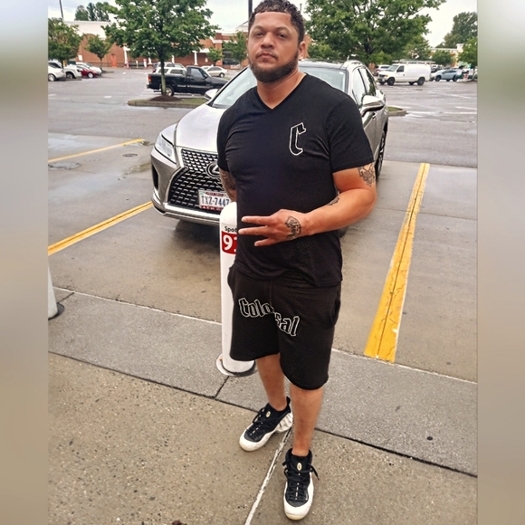 Colossal short set, white on black comes all sizes - Picture 1 of 3